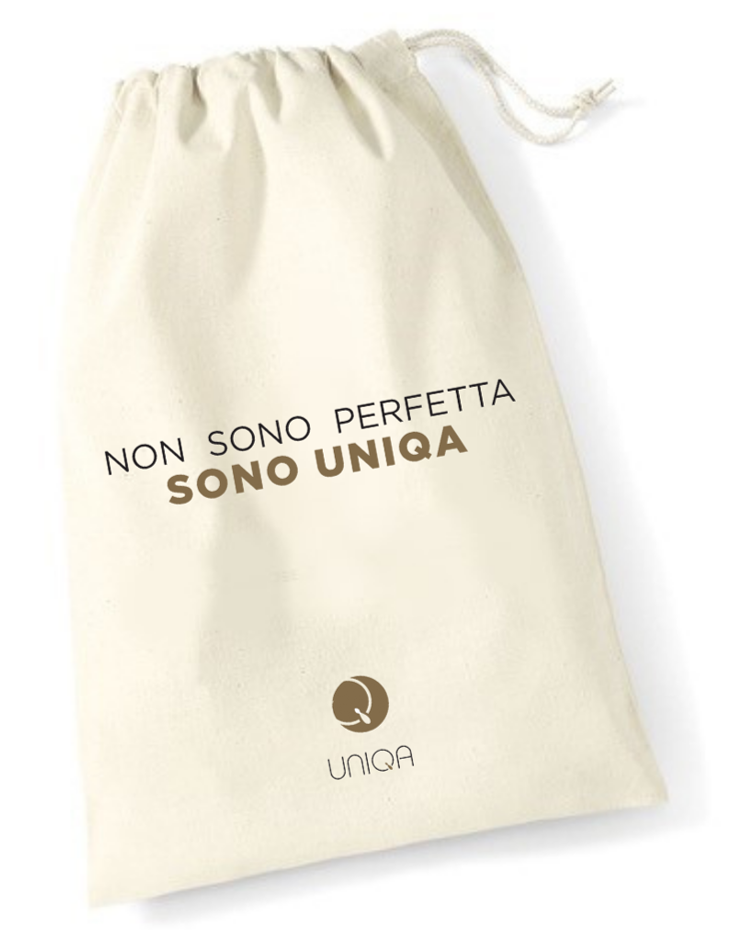 COFANETTO UNIQA MOUSSE DETERGENTE VISO + VITAMINA E + BEAUTY BAG OMAGGIO (Fino esaurimento scorte)